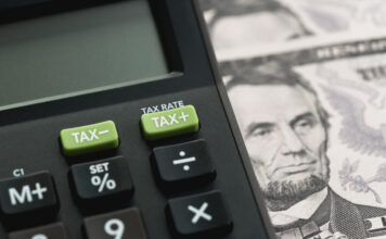 The Georgia Senate approves state budget proposal, Kemp signs a tax refund surplus, legislation to loosen restrictions on teenage drivers and more (eamesBot/Shutterstock)