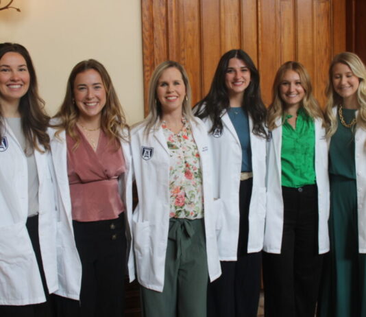 Augusta University nursing students push for right to administer anesthesia Augusta University nursing anesthetist students visiting the Georgia State Capitol (Zaire Breedlove/Fresh Take Georgia).