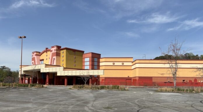 From Silver Screen to squatters: The fate of an abandoned Regal theater Outside the abandoned Regal Cinema theatre. (Erin Cater/Fresh Take Georgia)