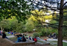 Cabbagetown neighborhood leads efforts to revitalize local amphitheater The people of Cabbagetown gather at the amphitheatre, pre-construction, for the Cabbagetown concert series.